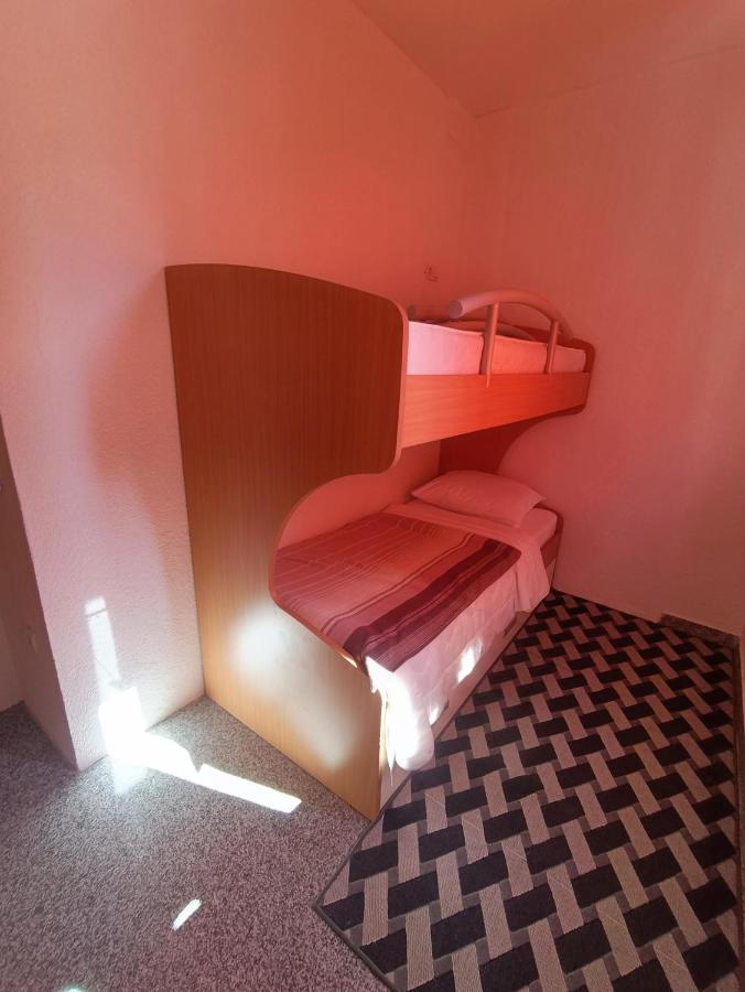 Apartmani Centar Starigrad Paklenica Exterior foto